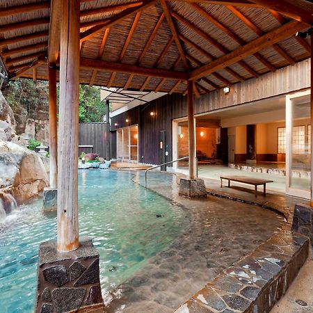 Hotel Ooedo Onsen Monogatari Premium Shirahama Saichoraku Exterior foto