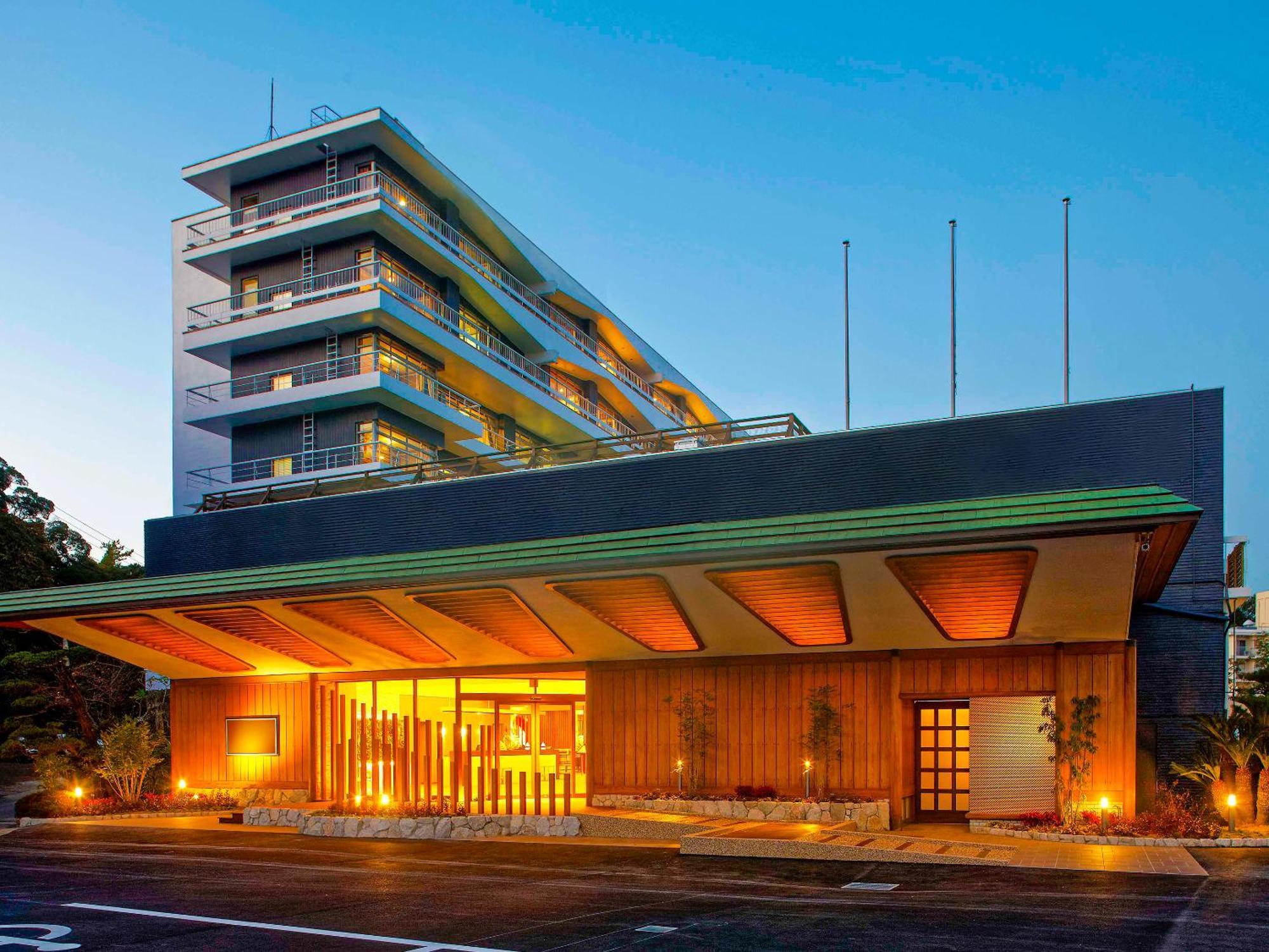 Hotel Ooedo Onsen Monogatari Premium Shirahama Saichoraku Exterior foto